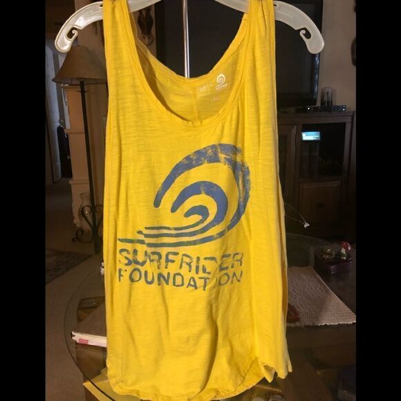 Gap Tank top   - Picture 1 of 3